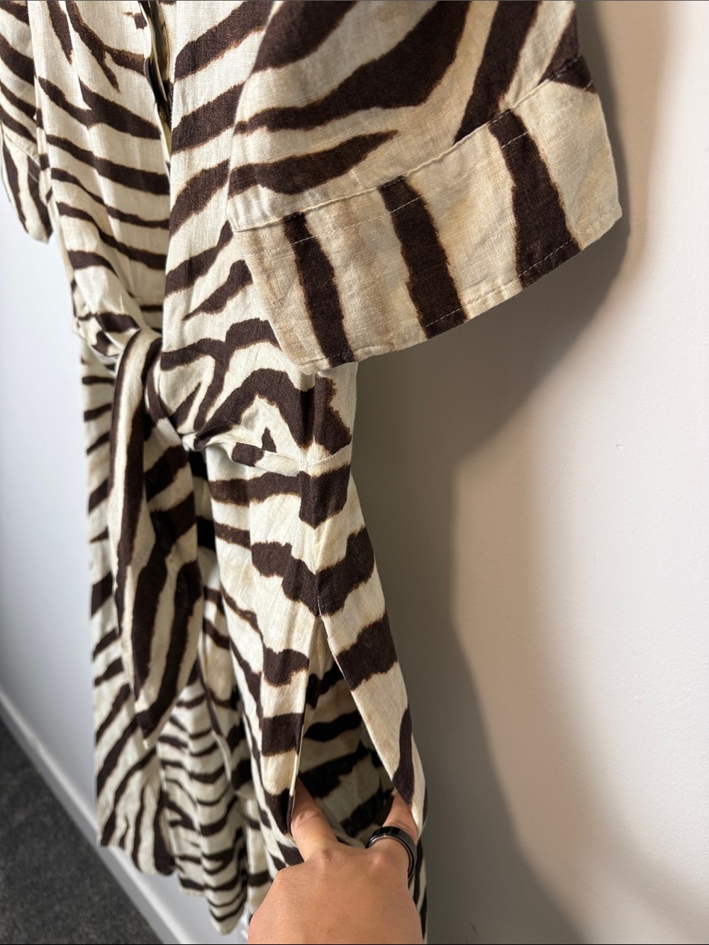 289. Lauren Ralph Lauren Zebra Print Linen Shirt Dress Size 6 - Picture 5 of 13